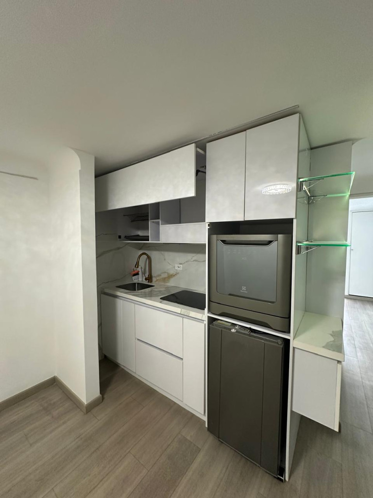 APARTAESTUDIO en alquiler en Bogotá, CRA 13A # 101 31, 43 m²