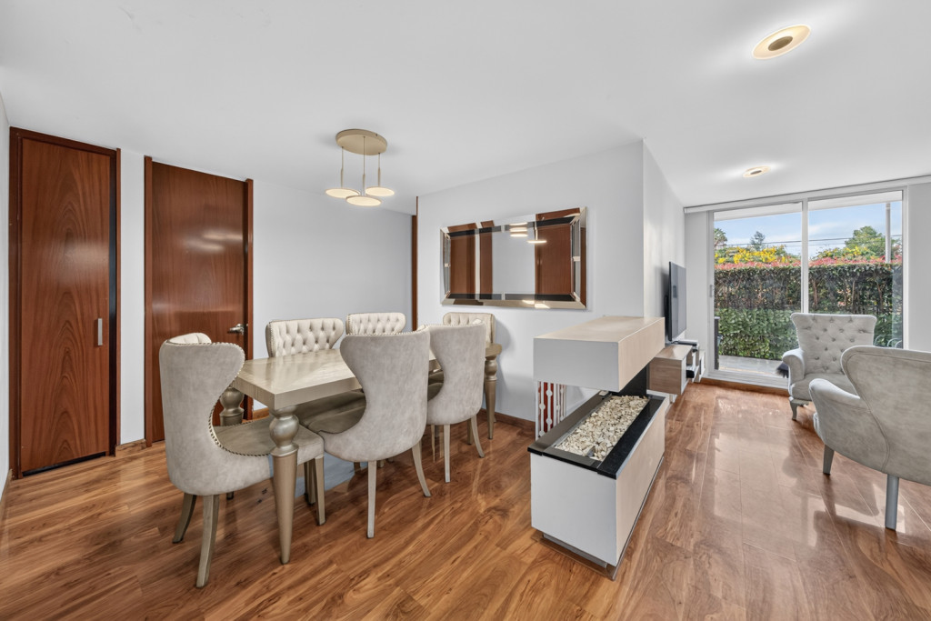 APARTAMENTO for sale in Chía, CARRERA 3 #22-01, CONJUNTO PINARES DE CHIA - SECTOR ATARDECERES - P.H., 138 m²