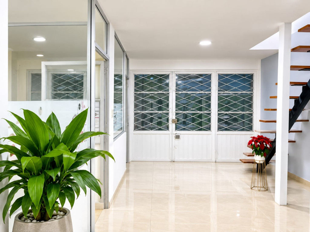 OFICINA en alquiler en Bogotá, Calle 8 bis # 78C-17, 4 m²