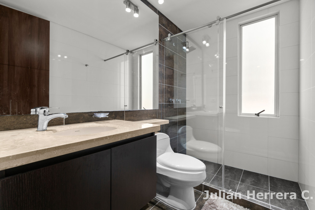 APARTAMENTO en venta en Bogotá, Calle 161 #54-25, 124 m²