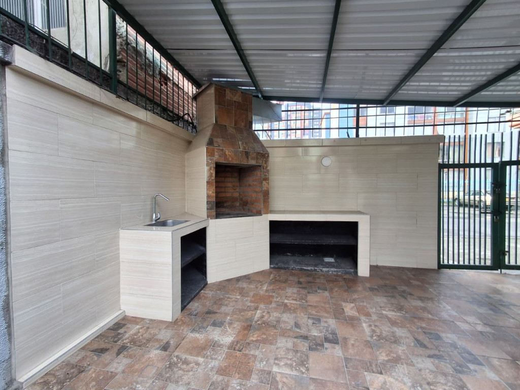 APARTAMENTO en venta en Bogotá, Carrera 80B 6-34, 62 m²