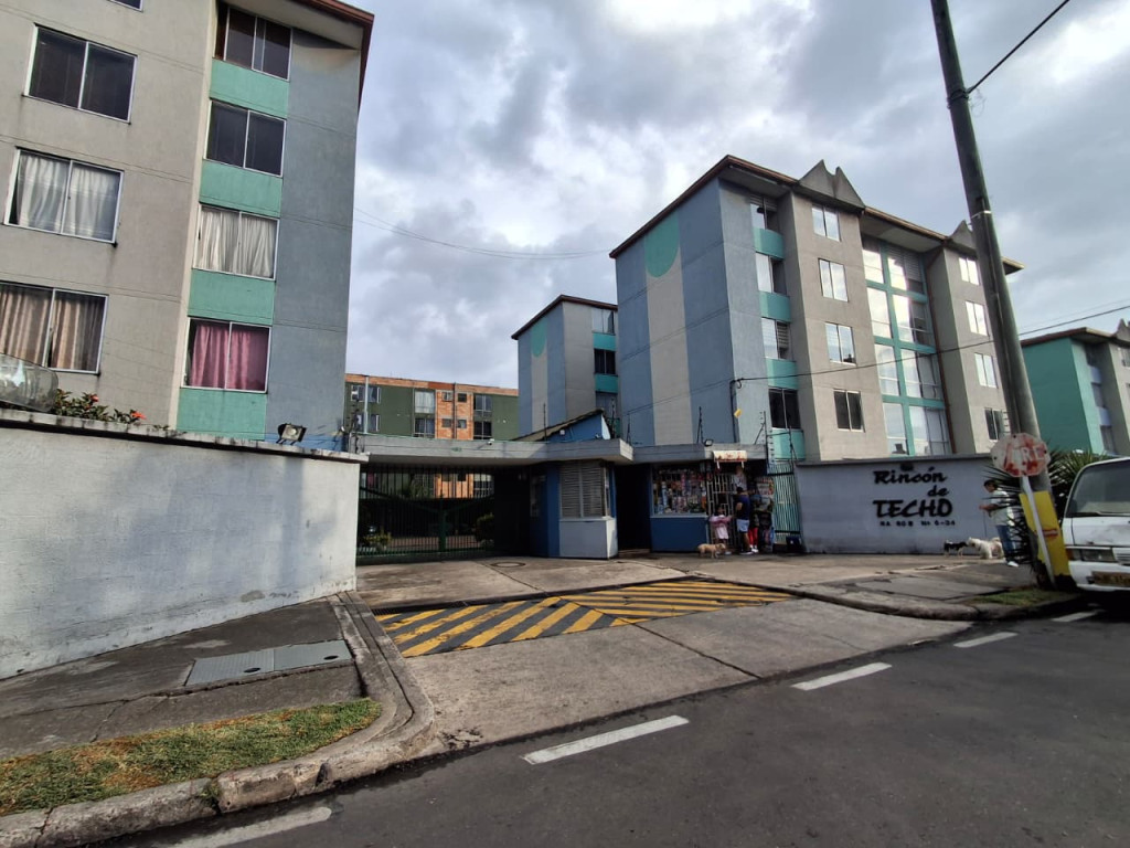 APARTAMENTO en venta en Bogotá, Carrera 80B 6-34, 62 m²