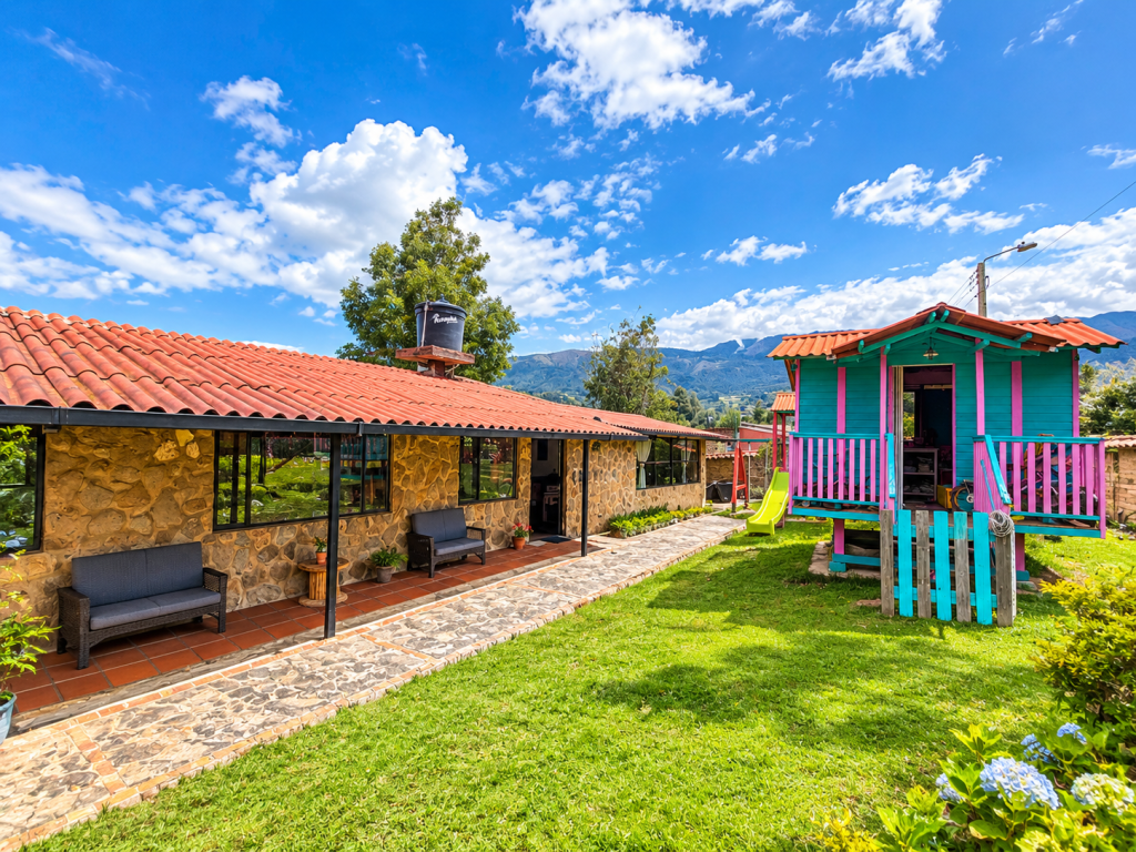 FINCA en venta en Duitama, Vereda San Antonio Norte, Duitama – Boyacá, 1212 m²