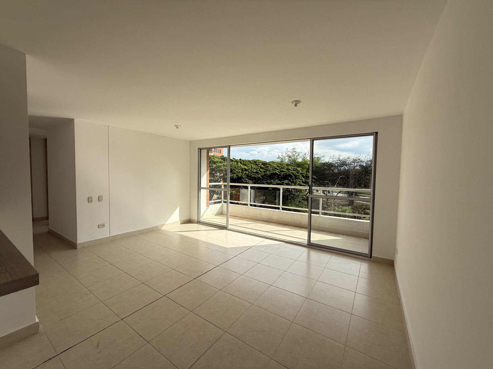 APARTAMENTO en venta en Cali, calle 28 100-36, 77 m²