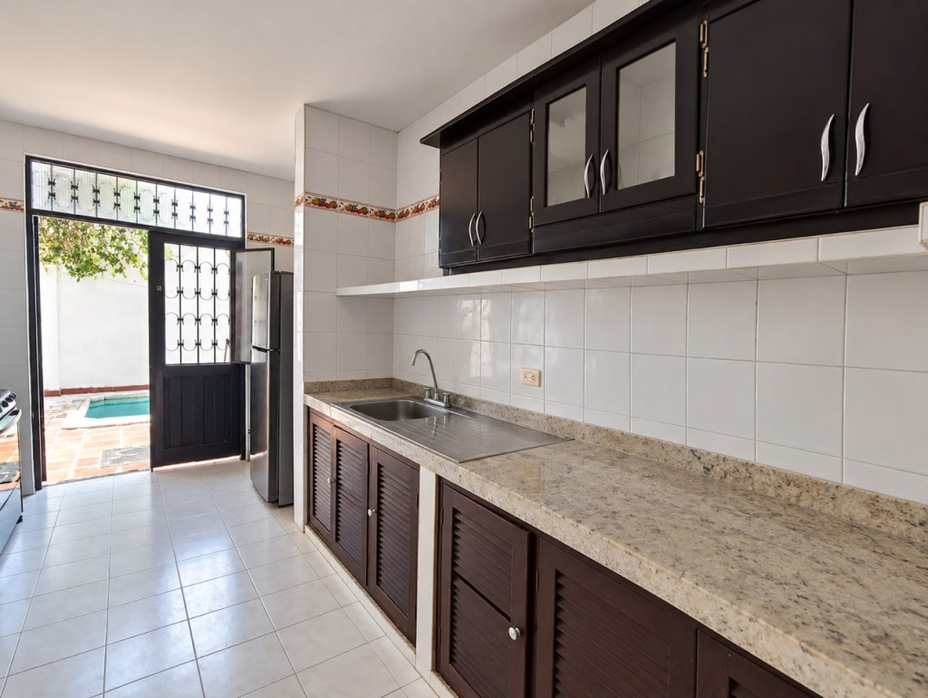 House for sale in El Espinal, manzana j casa 5 barrio Arkabal , El Espinal Tolima, 300 m²