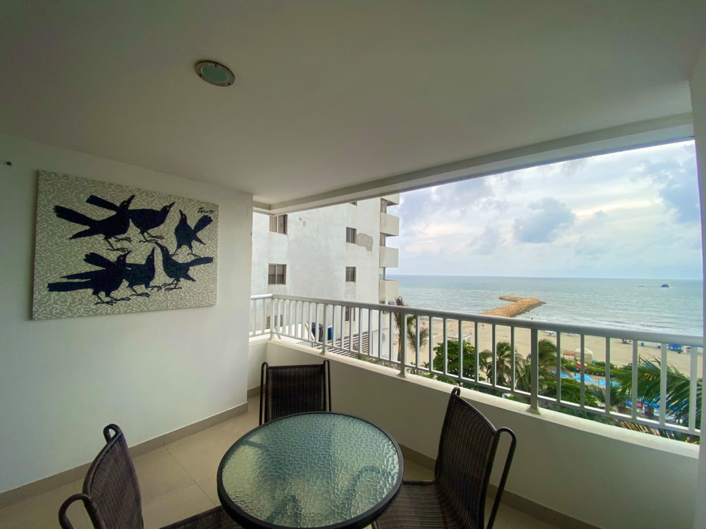 APARTAMENTO en venta en Cartagena, AV PRIMERA # 8 - 50 edificio palmetto, 79 m²