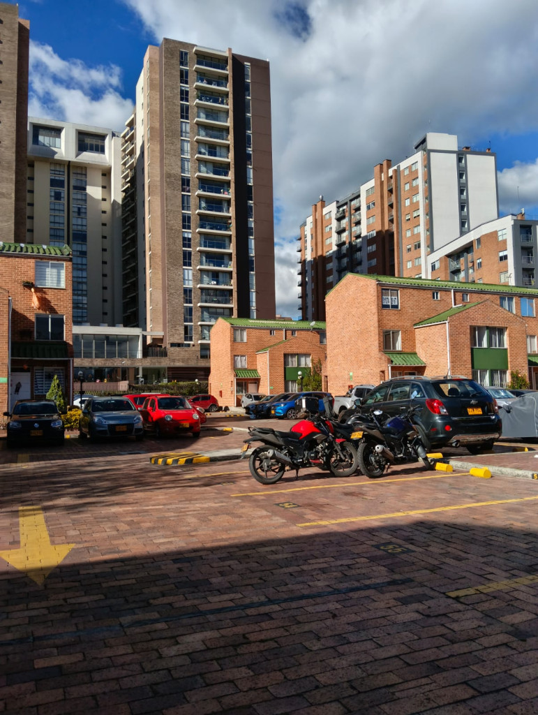 CASA en venta en Bogotá, Calle 152A #54-38,, 60 m²