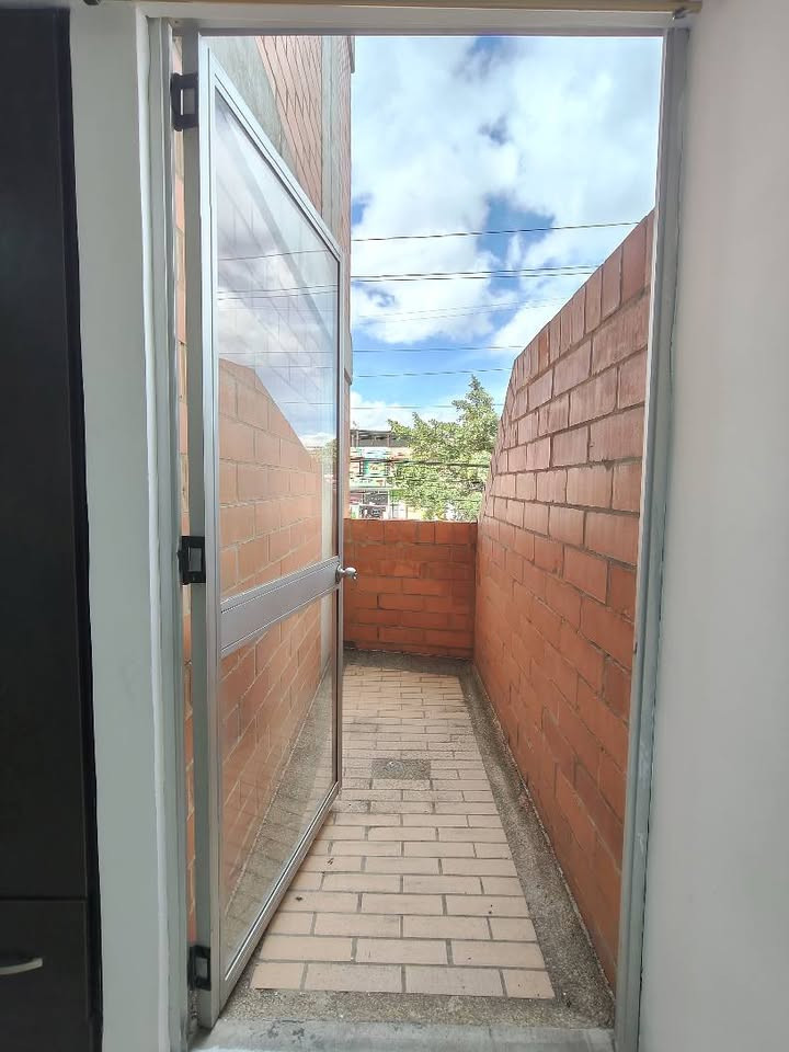 APARTAMENTO en venta en Bogotá, Calle 40 Sur, Carrera 72K #02, 46 m²