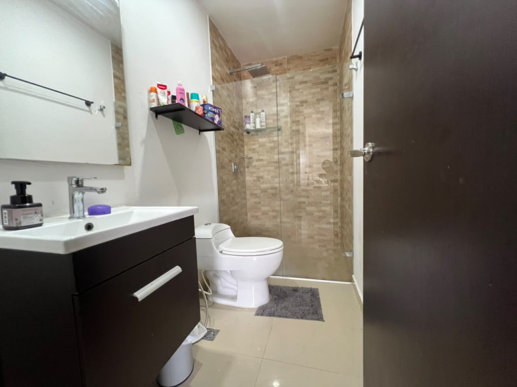 Apartment for sale in Barranquilla, KR 51 # 96 A - 79 LT 22 Y KR 51 96 A 97 LT 21 MZ C URB VILLA SANTOS APTO 305 EDIF FENIX, 68 m²