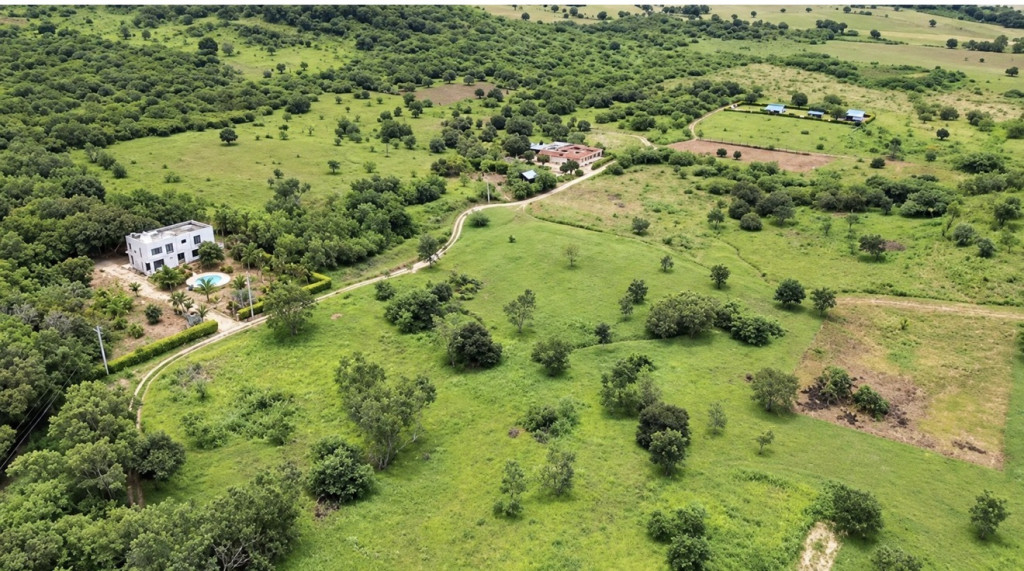 Lot for sale in Girardot, vía Girardot – Tocaima (sector de la Vereda Pubenza / antes del peaje de Pubenza)