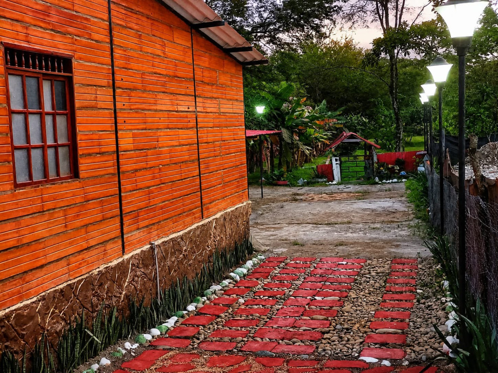 CASA CAMPESTRE en venta en Guamal, VEREDA SAN MIGUEL, 300 m²