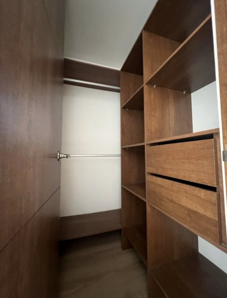 APARTAMENTO en venta en Medellín, Calle 5 Sur #25, 109 m²