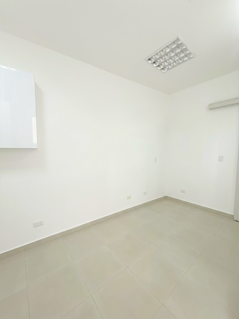 LOCAL en venta en Bogotá, cra 28a 53a 66 Edificio Galerias P.H, 25 m²