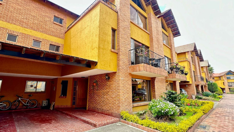CASA en venta en Chía, CARRERA 5 #20-40
Conjunto residencial SAN TEO
Bloque D-unida, 259 m²