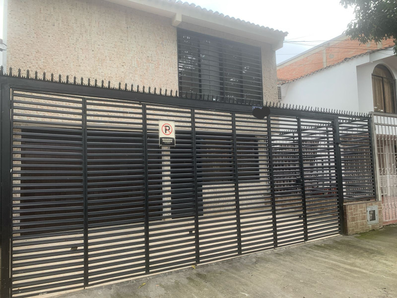 CASA en venta en Cali, Calle 51 norte # 2n-23, 220 m²