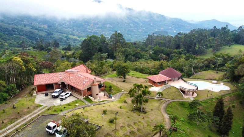 FINCA en venta en Dapa, alto Dapa, 20529 m²
