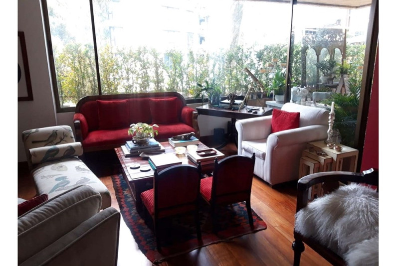 APARTAMENTO en venta en Bogotá, Calle 71 # 2, 270 m²