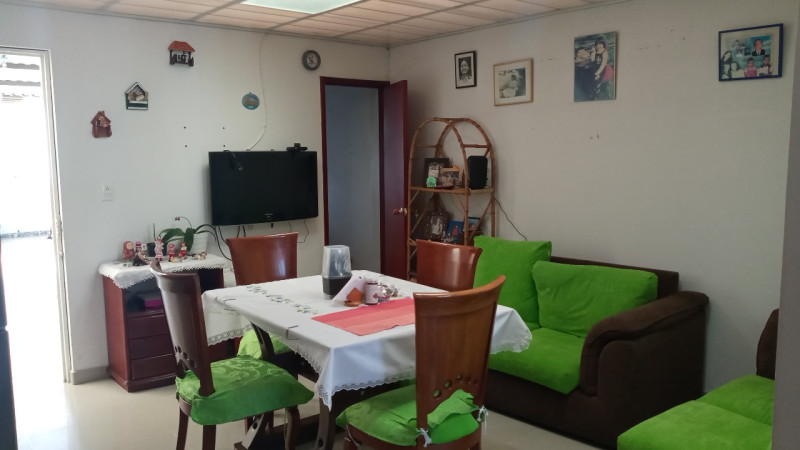 CASA en venta en Bogotá, Calle 33 sur # 20A-07, 240 m²