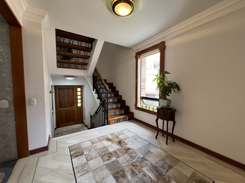 CASA en venta en Bogotá, Transversal 66 # 139B - 51 Conjunto Residencial Quintas de S, 268 m²