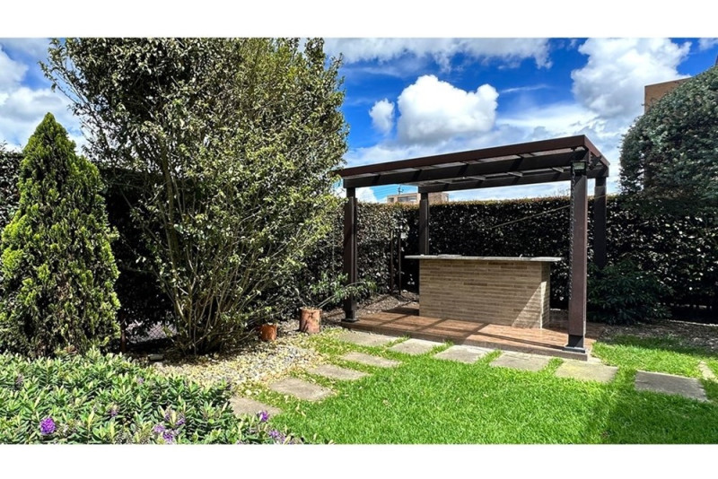 CASA en venta en Cajicá, Dirección no disponible, 234 m²