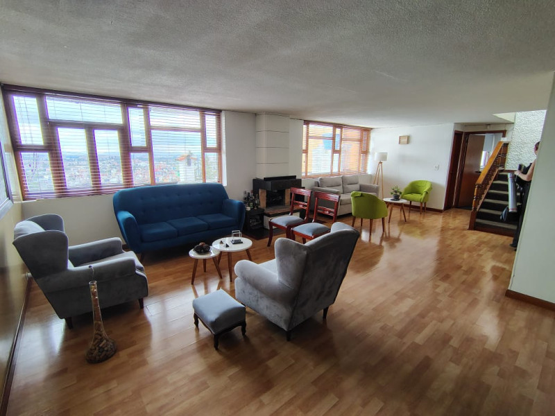 CASA en venta en Bogotá, ransversal 1 # 56, 247 m²