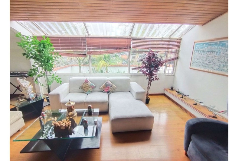 CASA en venta en Bogotá, Calle 125 # 71b, 325 m²