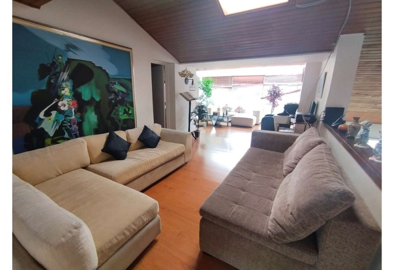CASA en venta en Bogotá, Calle 125 # 71b, 325 m²