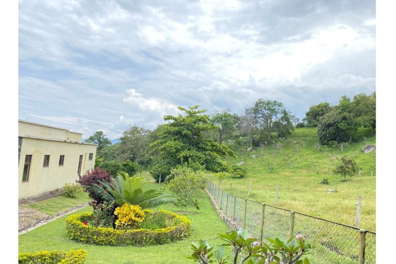 FINCA en venta en El Carmen De Viboral, Arbeláez, 466 m²