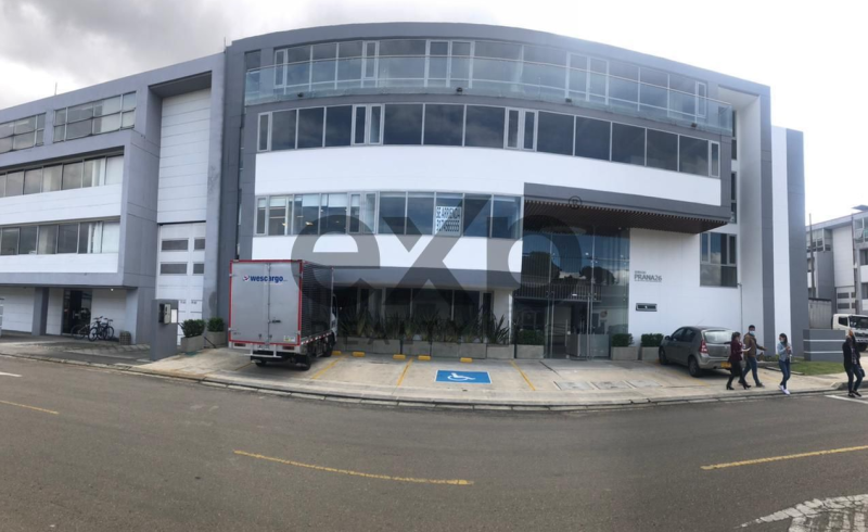 OFICINA en venta en Bogotá, Parque Empresarial Puerta del Sol, 105 m²
