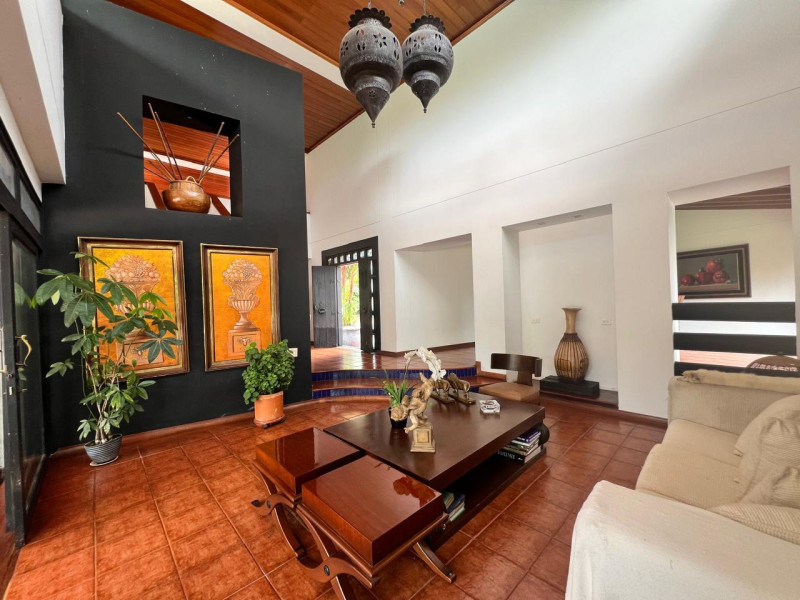 CASA CAMPESTRE en venta en Pereira, Conjunto tacurumbi cerritos, 840 m²