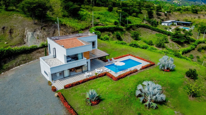 CASA CAMPESTRE en venta en Sopetrán, Vereda EL Rodeo Sopetran, Antioquia., 284 m²