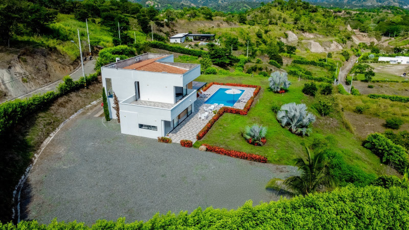 CASA CAMPESTRE en venta en Sopetrán, Vereda EL Rodeo Sopetran, Antioquia., 284 m²