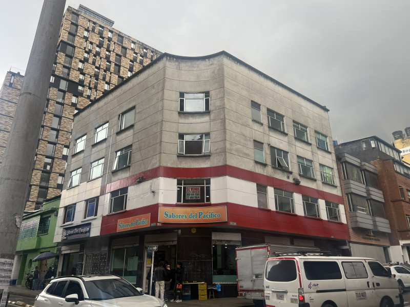 EDIFICIO en venta en Bogotá, Calle 20 # 3-74, 460 m²