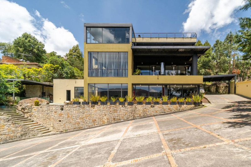 CASA CAMPESTRE en venta en La Calera, Kilometro 7, Condominio Sikasue, 1600 m²