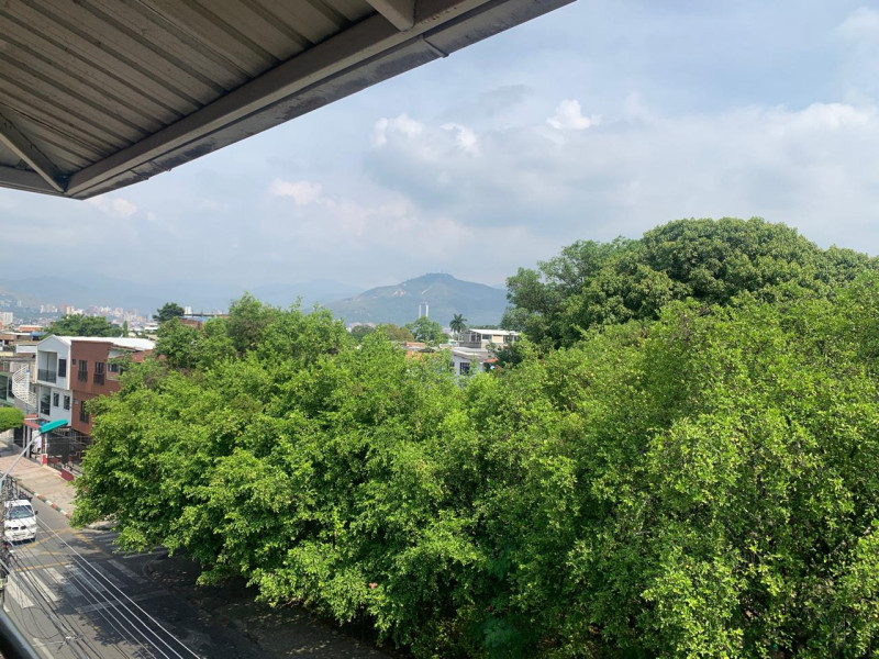 EDIFICIO en venta en Cali, Carrera 11D # 38-56, 332 m²