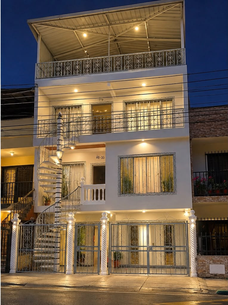 EDIFICIO en venta en Cali, Carrera 11D # 38-56, 332 m²