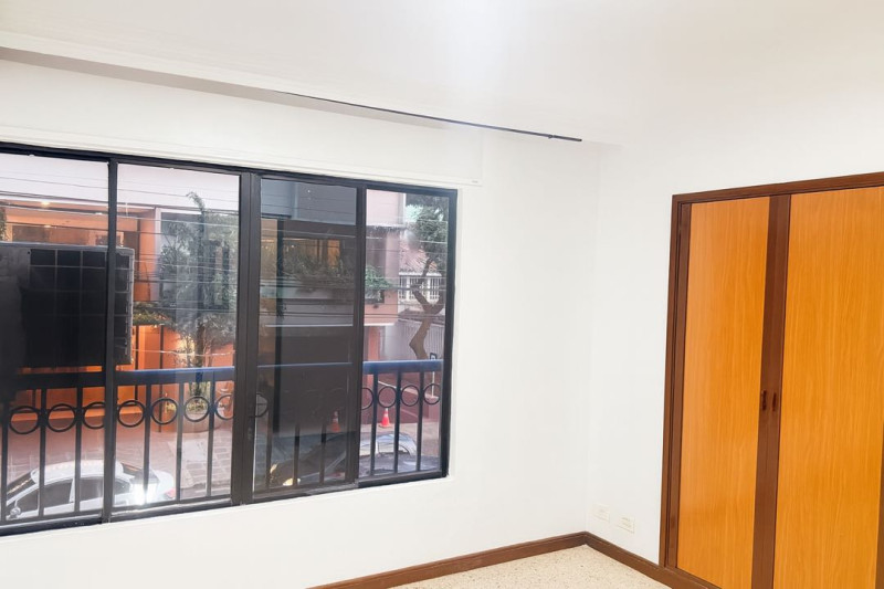 APARTAESTUDIO en venta en Cali, Edificio isla de creta, 35 m²