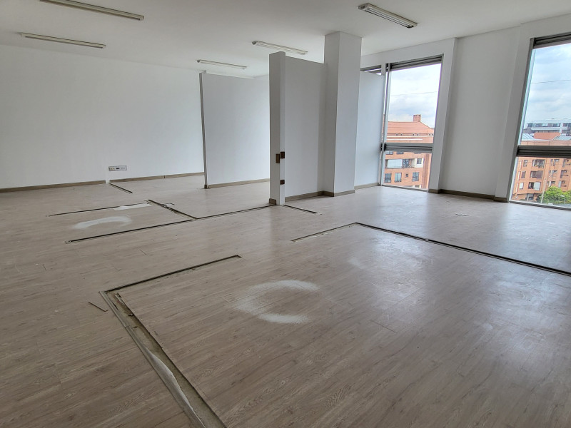 OFICINA en venta en Bogotá, CARRERA 9 # 123 - 36, 81 m²