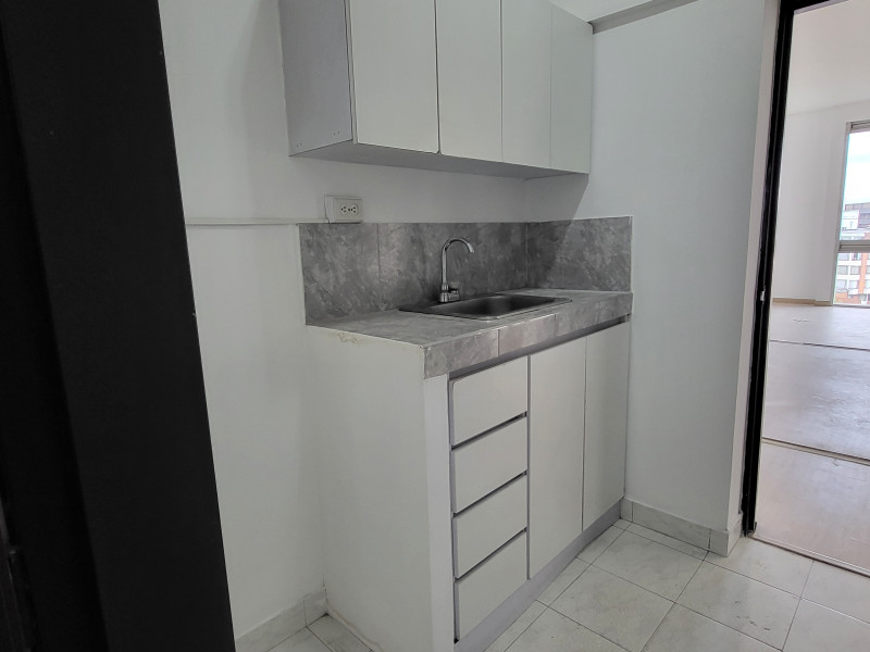 OFICINA en venta en Bogotá, CARRERA 9 # 123 - 36, 81 m²