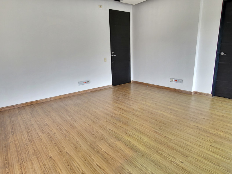 OFICINA en venta en Bogotá, CARRERA 9 # 123 - 36, 27 m²