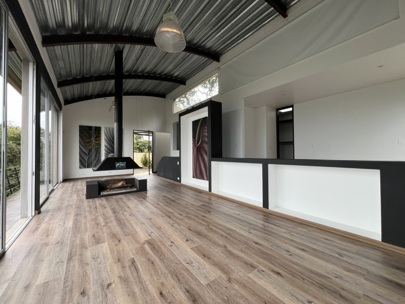 CASA CAMPESTRE en venta en Bogotá, carrera 7ma #245-60, 900 m²