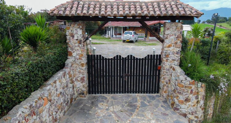 CASA CAMPESTRE en venta en Sotaquirá, Sotaquirá .vereda Espinal, Boyacá_
https://maps.app.goo.gl/9, 400 m²