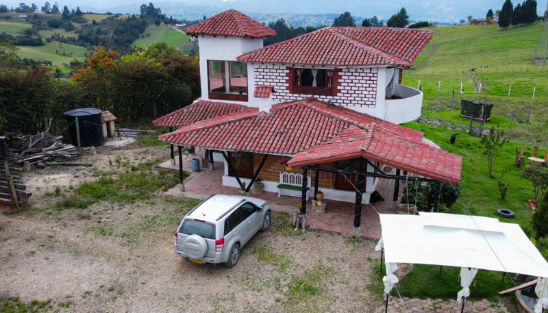 CASA CAMPESTRE en venta en Sotaquirá, Sotaquirá .vereda Espinal, Boyacá_
https://maps.app.goo.gl/9, 400 m²