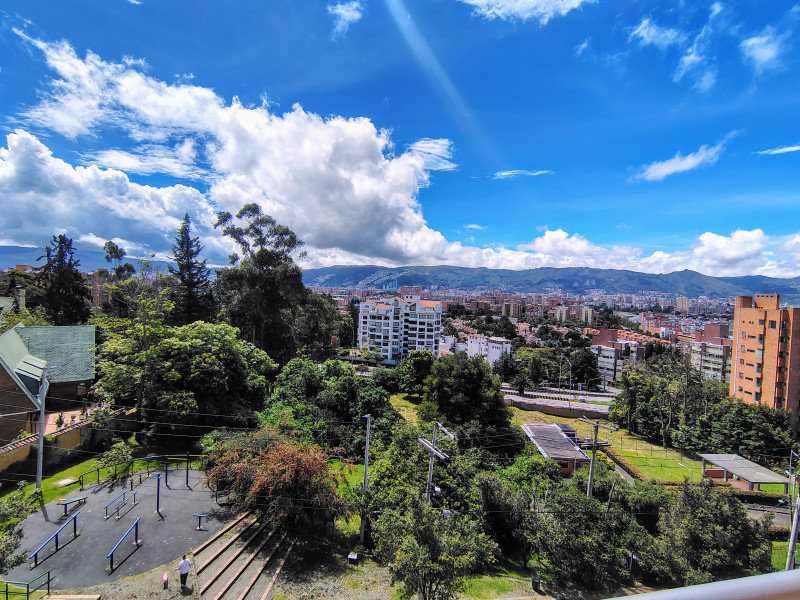 APARTAMENTO en venta en Bogotá, Carrera 76a # 135 55, 145 m²