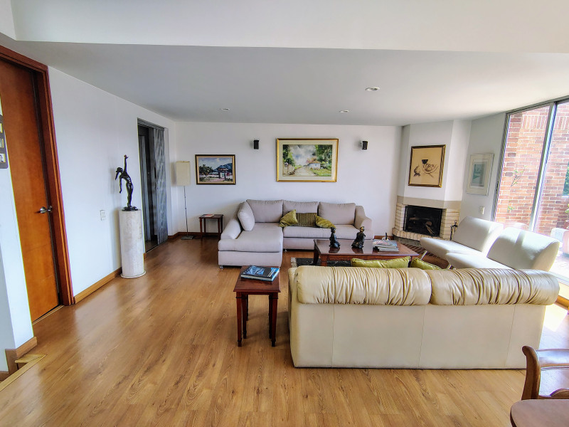 APARTAMENTO en venta en Bogotá, Carrera 76a # 135 55, 145 m²