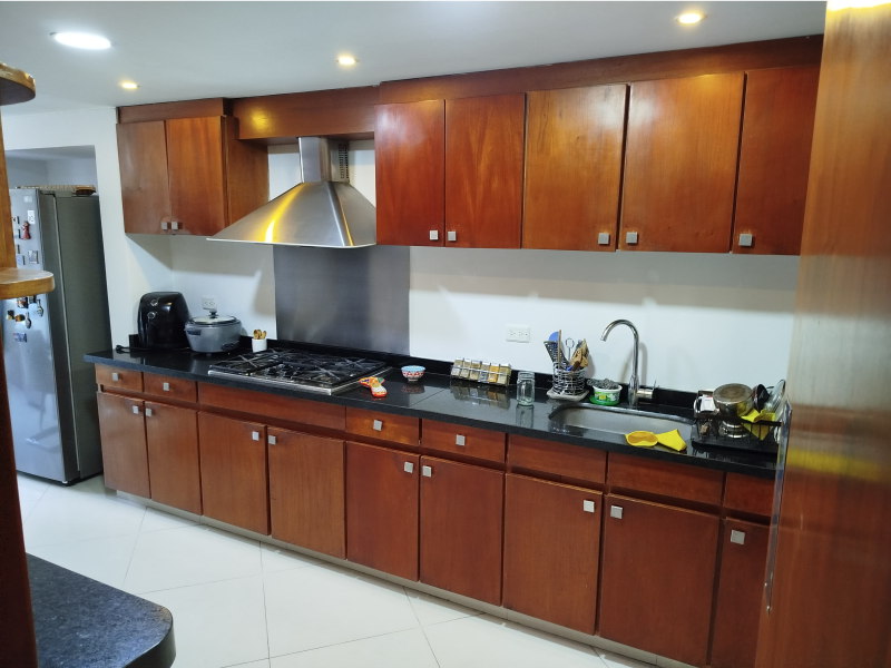 APARTAMENTO en alquiler en Bogotá, Dirección no disponible, 152 m²