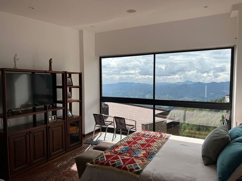 APARTAMENTO en Retiro