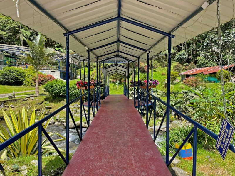 HOTEL en venta en Santa Rosa De Cabal, santa rosa de cabal kilometro 8, 3000 m²