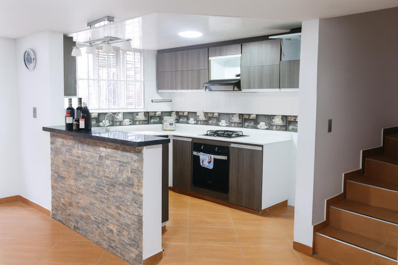 CASA en venta en Bogotá, Calle 151 # 111a 87, 76 m²
