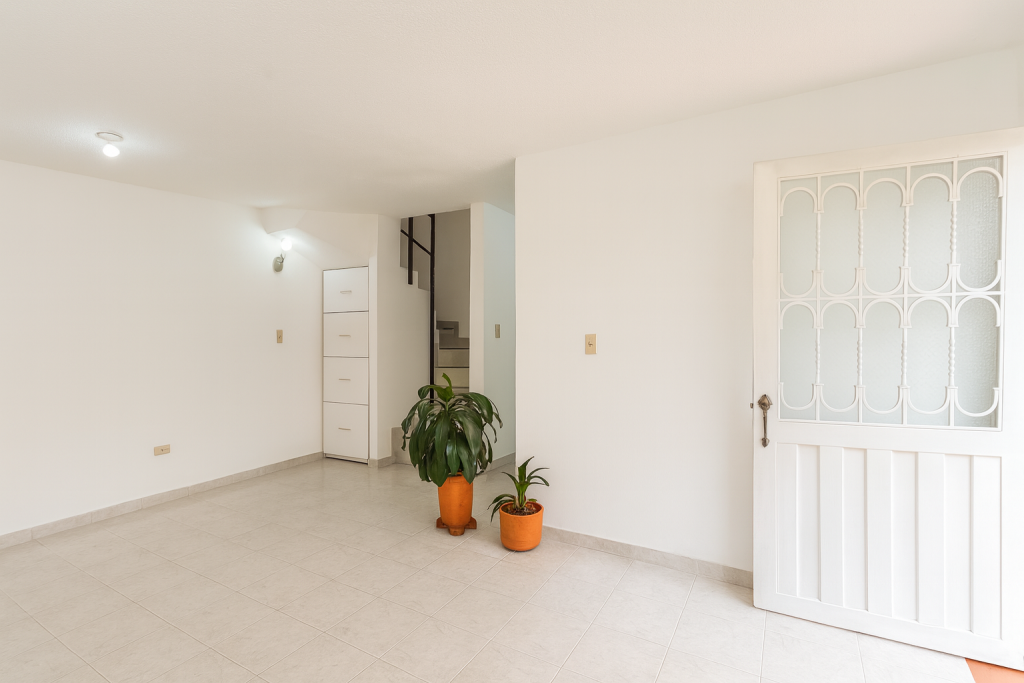 CASA en venta en Bogotá, Calle 151  # 111 A - 87, 83 m²